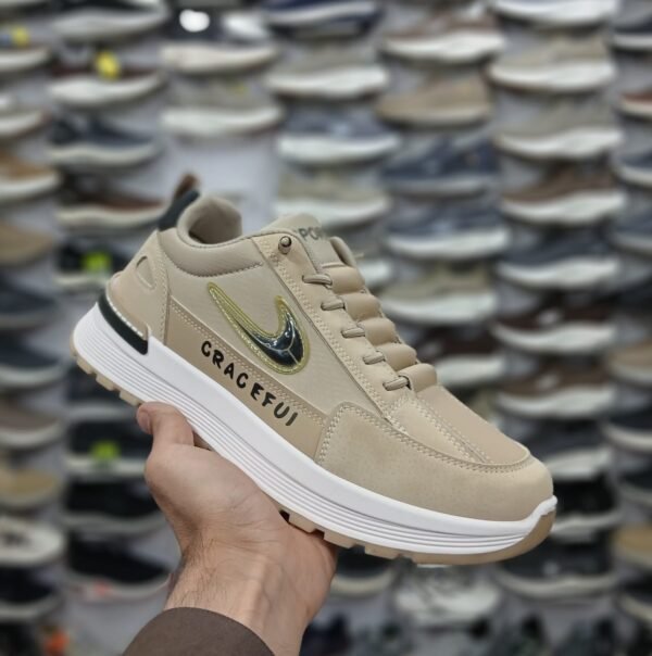 4275453c-de5e-4f3d-90b0-457c592d5b0b cracefui sneakers